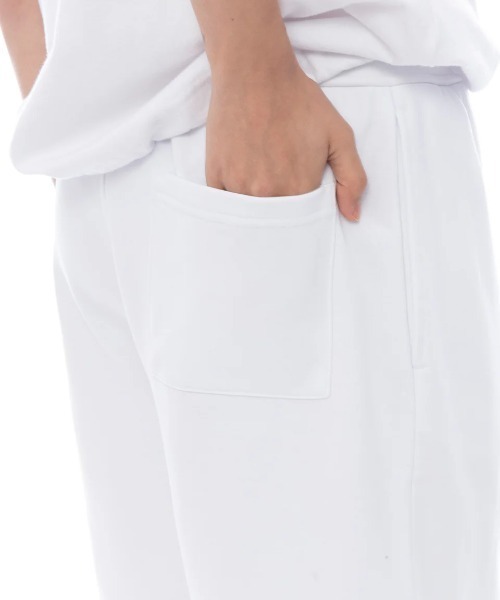 RVCA(ルーカ)の「RVCA レディース RVCA SPORT SWEAT SHORTS ショートパンツ 【2025年春夏モデル】/ルーカセットアップ対応スウェットショートパンツ(その他パンツ・レディース・ホワイト/ブラック/カーキ・MEDIUM/SMALL)」の8枚目の写真