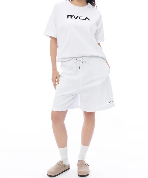 RVCA ベージュ セットアップ　ハーフパンツ　半袖 RVCA ベージュ セットアップ ハーフパンツ 半袖 - メルカリ