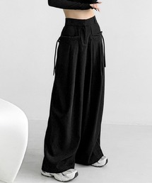 Per sist ence（パーシエンス）の「ツータックワイドリラックスパンツ（スラックス）」