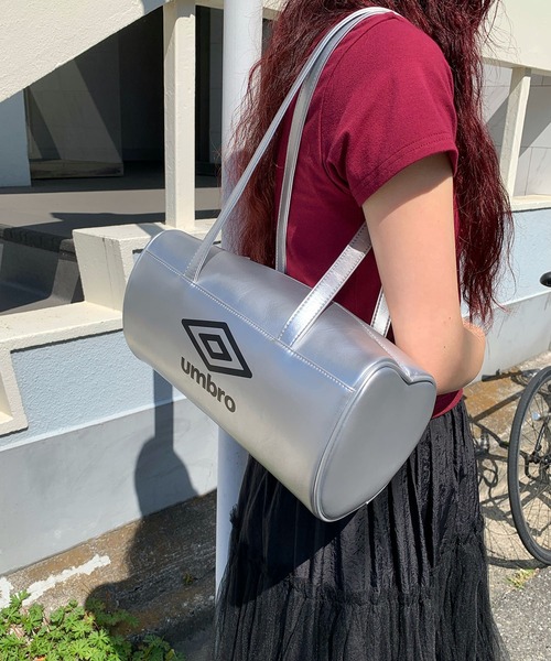 Casselini（キャセリーニ）の「[UMBRO × Casselini] ハートボストン（ボストンバッグ・レディース・シルバー/ブラウン/レッド/ブラック・FREE）」の7枚目の写真