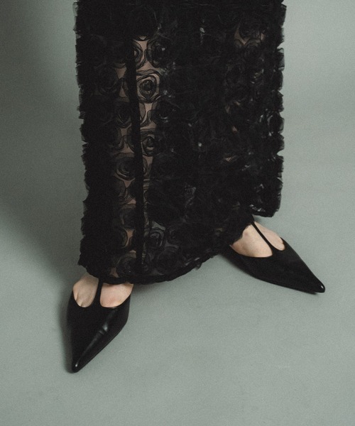 et.UNiVER(エトユニベール)の「Pursed lips pumps(パンプス・レディース・ブラック/シルバー/チャコール・S/M/L/LL)」の2枚目の写真