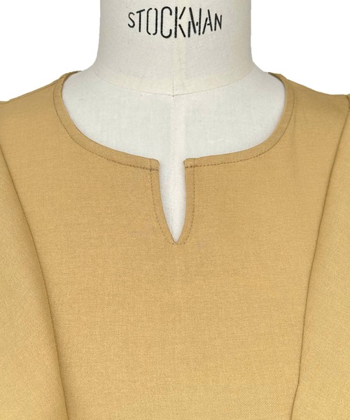 RUIRUE BOUTIQUE（ルイルエブティック）の「洗える ストレッチ ｜ バックテール ケープ ワンピース ｜ レディース おしゃれ きれいめ リゾート 休日コーデ 二の腕カバー 冷房対策 Aラインワンピース リゾートワンピ（ワンピース・レディース・グレー/ブラック/イエロー・S/M/L/LL）」の18枚目の写真