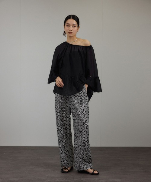 SALON adam et rope'（サロン アダム エ ロペ）の「コットンシルクレジェールフレアブラウス（シャツ/ブラウス・レディース・オレンジ/ベージュ/ブラック・FREE）」の12枚目の写真