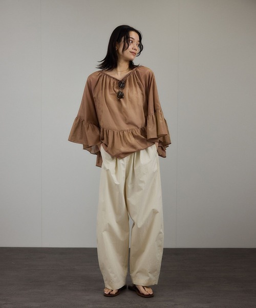 SALON adam et rope'（サロン アダム エ ロペ）の「コットンシルクレジェールフレアブラウス（シャツ/ブラウス・レディース・オレンジ/ベージュ/ブラック・FREE）」の15枚目の写真