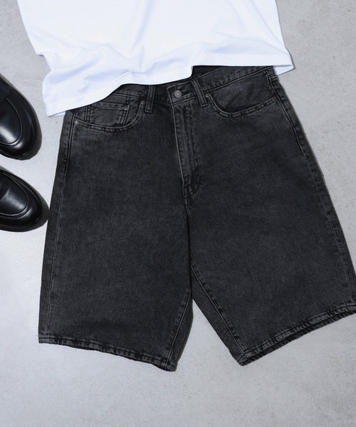 Levi's(リーバイス)の「LEVI’S(R) / 478(TM) バギー ショートパンツ(その他パンツ・メンズ・ブラック系その他4/ライトブルー・36inch/30inch/34inch/32inch)」の1枚目の写真