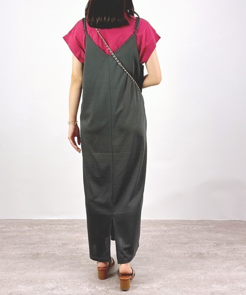 CLOTHY(クロシィ)の「【コーディネートいろいろ広がる♪】フクレキャミワンピース(ワンピース・レディース・チャコールグレー/ブラック・MEDIUM)」の14枚目の写真