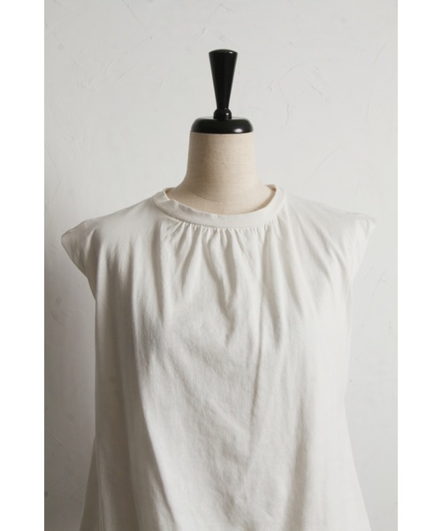 &. NOSTALGIA（アンドドットノスタルジア）の「バルーンノースリTシャツ（Tシャツ/カットソー・レディース・ブラック/オフホワイト/ネイビー・M）」の19枚目の写真