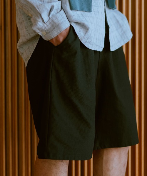 URBAN RESEARCH DOORS（アーバンリサーチドアーズ）の「『吸水速乾/接触冷感/イージーケア』クイックドライ ワッフルメッシュ ショーツ（その他パンツ・メンズ・ブラック/ブルー系その他/ライトグレー・MEDIUM/LARGE）」の2枚目の写真