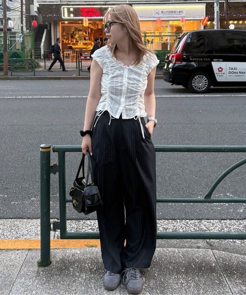 FREE'S MART(フリーズマート)の「◆ドロストリボンフレンチブラウス(シャツ/ブラウス・レディース・ブラック/ブルー/イエロー/ホワイト・FREE)」の5枚目の写真