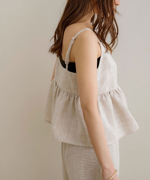 NOAHL（ノアル）の「【NOAHL】MIXリネンライクキャミソールビスチェ（キャミソール・レディース・ライトベージュ/ブラック・FREE）」の2枚目の写真