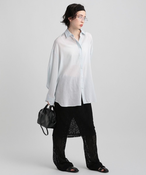 GEORGE'S(ジョージズ)の「シアーデニムBIGシャツ(シャツ/ブラウス・レディース・スカイブルー/ブルー系その他・SMALL/MEDIUM)」の6枚目の写真