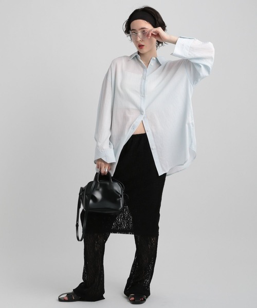 GEORGE'S(ジョージズ)の「シアーデニムBIGシャツ(シャツ/ブラウス・レディース・スカイブルー/ブルー系その他・SMALL/MEDIUM)」の7枚目の写真