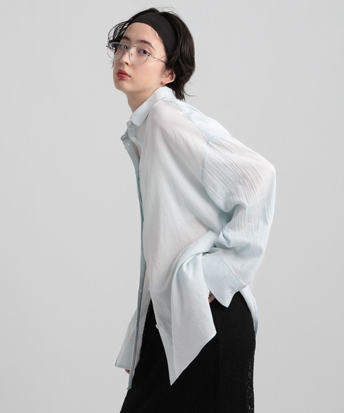 GEORGE'S(ジョージズ)の「シアーデニムBIGシャツ(シャツ/ブラウス・レディース・スカイブルー/ブルー系その他・SMALL/MEDIUM)」の3枚目の写真