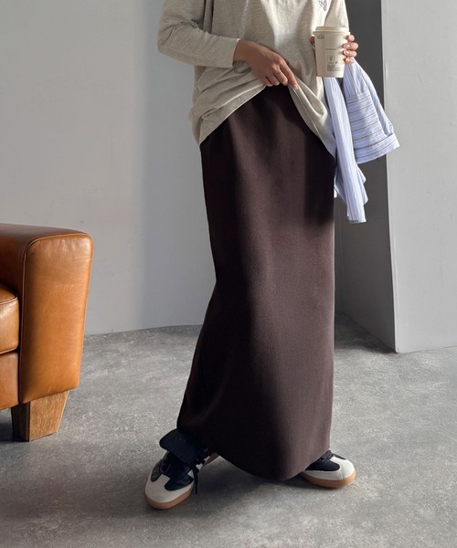 classicalelf（クラシカルエルフ）の「スリット位置自由自在。マルチWAYニットナロースカート（ロング丈）（スカート・レディース・ブラウン/チャコール/ブラック・LARGE/MEDIUM/SMALL/X-LARGE）」の3枚目の写真
