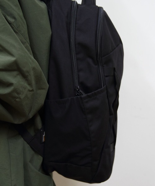 DANTON（ダントン）の「DANTON/ダントン　コルネイユ18　CORNEILLE 18（バックパック/リュック・レディース・ダークグレー/ブラック・FREE）」の5枚目の写真