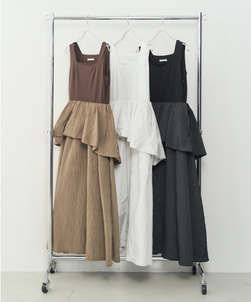 Muel Chic（ミュエルシック）の「Buell onepiece ビューエルワンピース（ワンピース・レディース・ブラック系/ホワイト系/ブラウン系・MEDIUM/SMALL）」の4枚目の写真