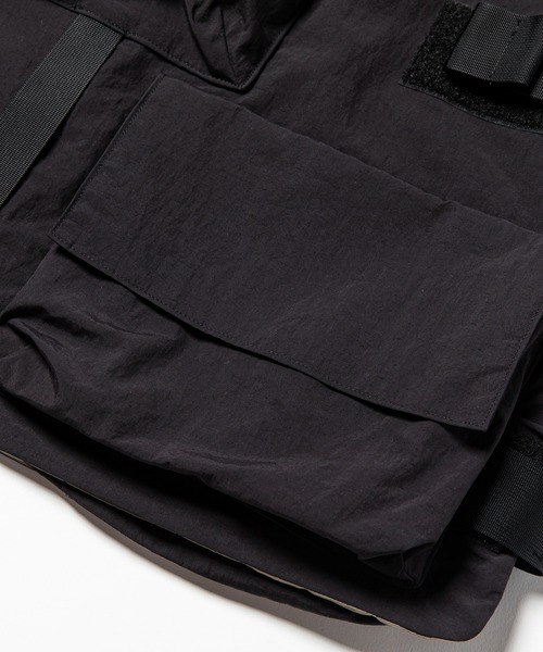 meanswhile(ミーンズワイル)の「Nylon Body Armor Vest(ベスト・メンズ・ブラック・2(M)/3(L))」の5枚目の写真