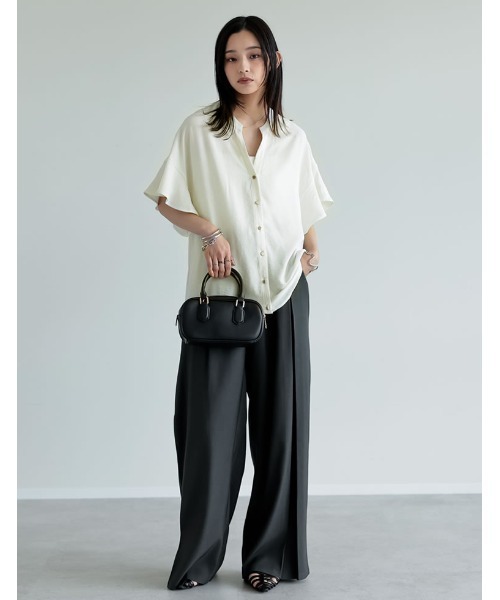 Re:EDIT（リエディ）の「[UVカット][接触冷感][体型カバー]ポーラVネックフレアスリーブ切り替え半袖ブラウス（シャツ/ブラウス・レディース・オフホワイト/ブラック・MEDIUM/LARGE）」の7枚目の写真