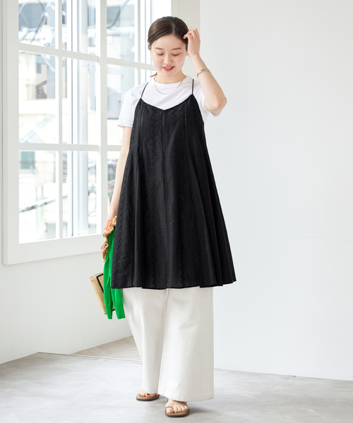 IENA(イエナ)の「コットンシルクキャミソール(シャツ/ブラウス・レディース・ブラック・FREE)」の2枚目の写真