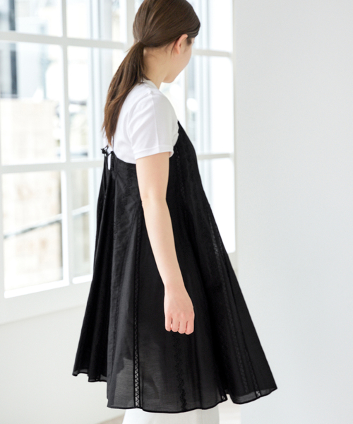 IENA(イエナ)の「コットンシルクキャミソール(シャツ/ブラウス・レディース・ブラック・FREE)」の8枚目の写真