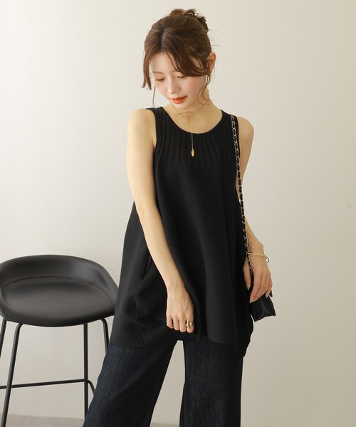 LAULEN(ローレン)の「flare knit tunique tops /フレアノースリニットチュニックトップス(ニット/セーター・レディース・ブラック/ブルー/アイボリー・FREE)」の1枚目の写真