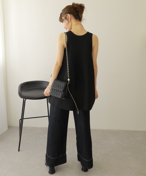 LAULEN(ローレン)の「flare knit tunique tops /フレアノースリニットチュニックトップス(ニット/セーター・レディース・ブラック/ブルー/アイボリー・FREE)」の13枚目の写真