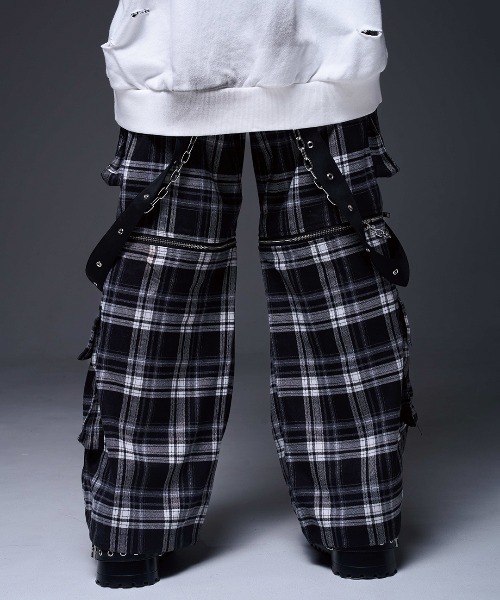 TRAVAS TOKYO/トラバス トーキョー』サスペンダー付き2WAYカーゴパンツ
