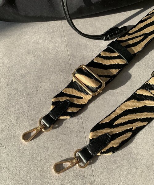 DouDou（ドゥドゥ）の「【WEB限定】ドロストショルダー（ショルダーバッグ・レディース・ブラウン/ブラック・FREE）」の16枚目の写真