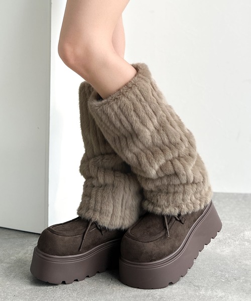 mily bilet（ミウィビレット）の「【mily bilet】ファー着脱可能♪２WAYヌバック調素材ボリュームソールファームートンブーツ（ブーツ・レディース・ダークブラウン/ブラック/ベージュ・X-LARGE/LARGE/MEDIUM/SMALL）」の3枚目の写真