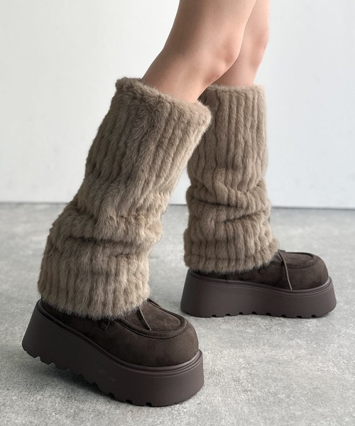 mily bilet（ミウィビレット）の「【mily bilet】ファー着脱可能♪２WAYヌバック調素材ボリュームソールファームートンブーツ（ブーツ・レディース・ダークブラウン/ブラック/ベージュ・X-LARGE/LARGE/MEDIUM/SMALL）」の7枚目の写真