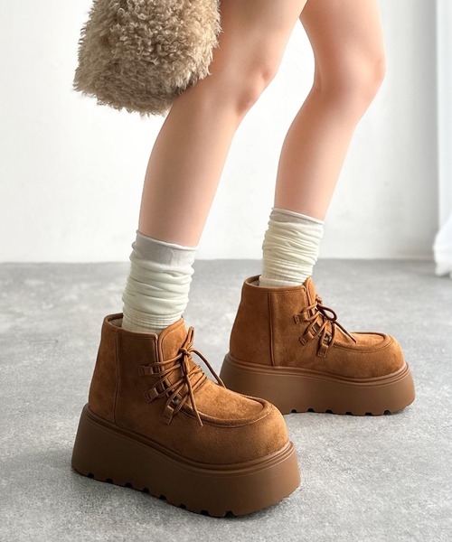 mily bilet（ミウィビレット）の「【mily bilet】ファー着脱可能♪２WAYヌバック調素材ボリュームソールファームートンブーツ（ブーツ・レディース・ダークブラウン/ブラック/ベージュ・X-LARGE/LARGE/MEDIUM/SMALL）」の10枚目の写真