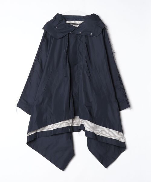 my beautiful landlet(マイビューティフルランドレット)の「【my beautiful landlet】 POLYESTER YARN DYED GABARDINE PONCHO(ポンチョ・メンズ・ネイビー/ブラック/カーキ・0/1)」の13枚目の写真