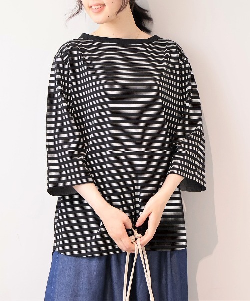MB mint breeze(エムビーミントブリーズ)の「【L~5L 大きいサイズ】ポンチ7分袖ボートネックTシャツ(Tシャツ/カットソー・レディース・ブラック/ネイビー/サーモンピンク/キャメル・LL/3L/4L/5L)」の2枚目の写真