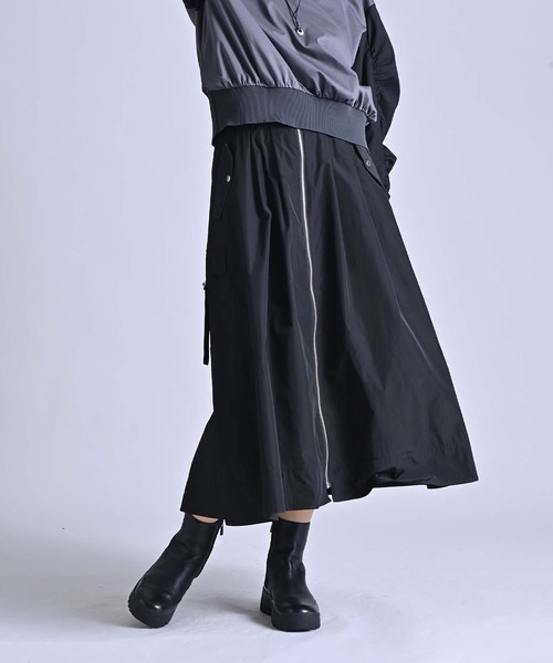 Anside(アンサイド)の「フロントジップカーゴスカート(スカート・レディース・キャメル/ブラック/オリーブ・M)」の1枚目の写真