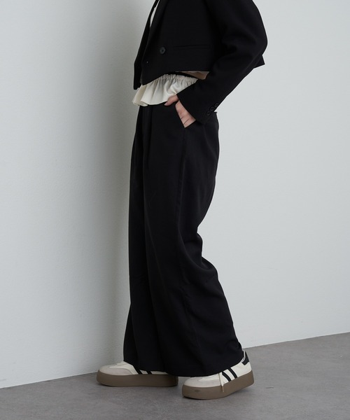 RAY CASSIN（レイカズン）の「フリルベルト付ルーズスラックスパンツ（その他パンツ・レディース・ネイビー/グレー/ブラック・FREE）」の5枚目の写真