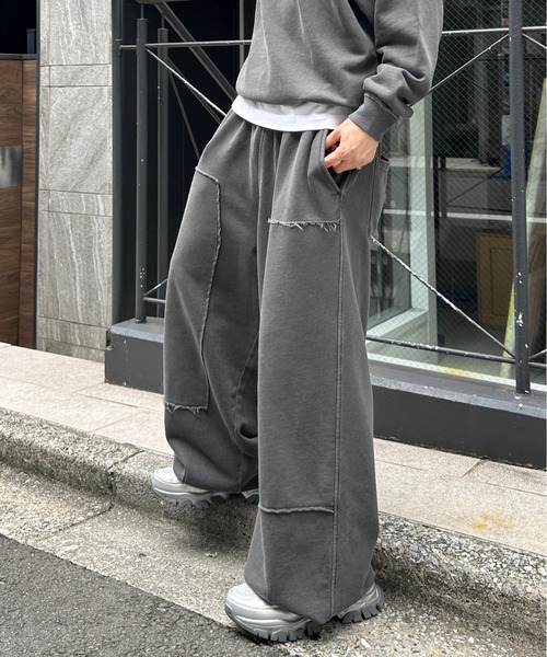 ADAMASTE（アダマスト）の「pigment double knee sweat pants