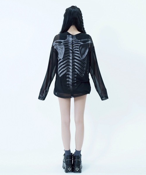 REFLEM(レフレム)の「『REFLEM/レフレム』タンク付きシアーメッシュL/S Tee/ロングスリーブカットソー(Tシャツ/カットソー・レディース・ブラック・FREE)」の4枚目の写真