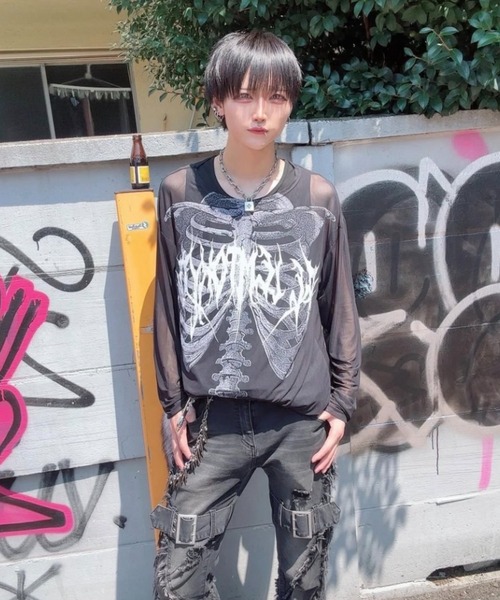 REFLEM(レフレム)の「『REFLEM/レフレム』タンク付きシアーメッシュL/S Tee/ロングスリーブカットソー(Tシャツ/カットソー・レディース・ブラック・FREE)」の15枚目の写真