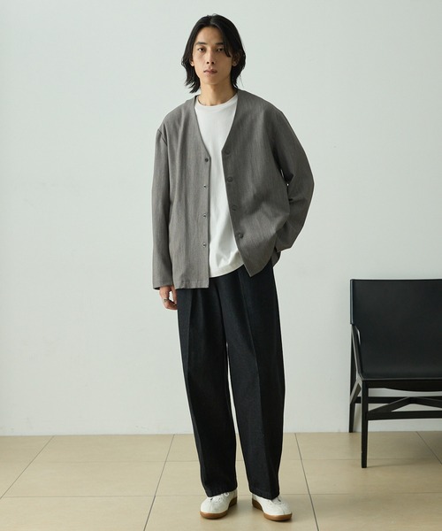 EMMA CLOTHES（エマクローズ）の「【セットアップ対応】TRストレッチツイル スーツ地 Ｖネックカーディガン（カーディガン/ボレロ・メンズ・ミックスグレー/ブラック/ダークグレー・L/M/S）」の5枚目の写真