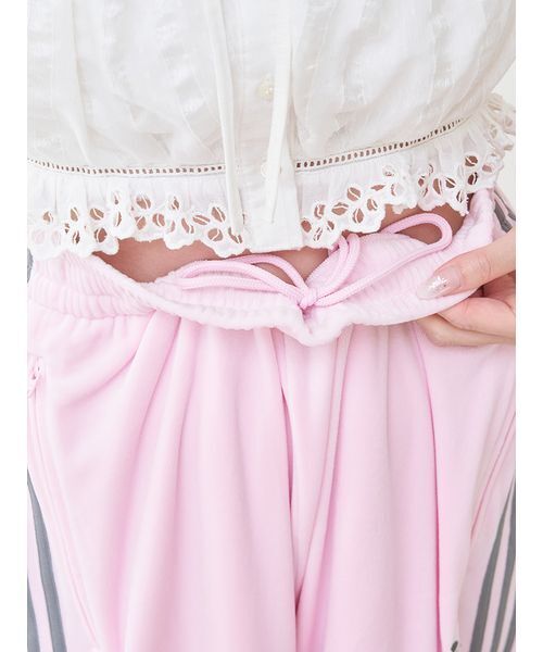 SNIDEL（スナイデル）の「【adidas Originals】FB TP VELOUR/ファイヤーバードトラックパンツベロア（その他パンツ・レディース・ピンク・XS/M）」の12枚目の写真