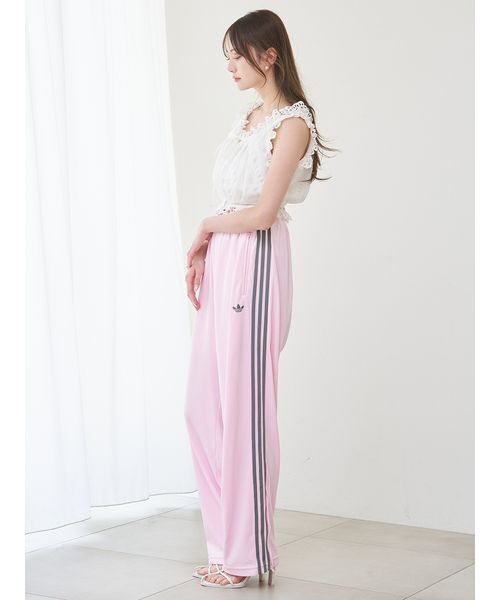 SNIDEL（スナイデル）の「【adidas Originals】FB TP VELOUR/ファイヤーバードトラックパンツベロア（その他パンツ・レディース・ピンク・XS/M）」の17枚目の写真