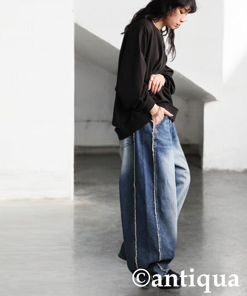 antiqua(アンティカ)の「フリンジ デニムパンツ(デニムパンツ・レディース・ブルー系その他・L/M)」の4枚目の写真