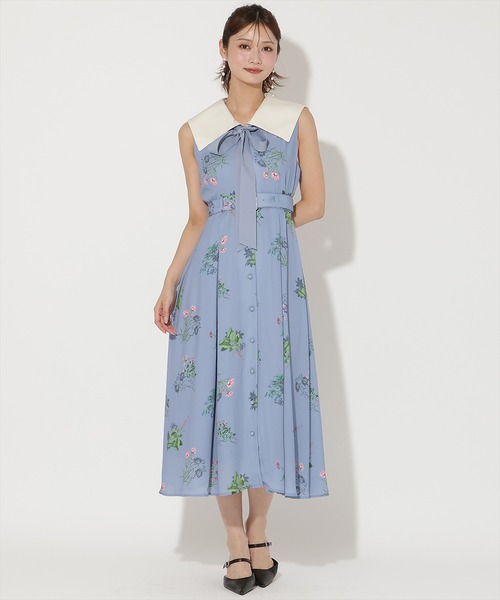 AND COUTURE(アンドクチュール)の「ドローイングフラワー配色襟ワンピース(ワンピース・レディース・ブラック系その他/ベージュ系その他/ブルー系その他・FREE)」の1枚目の写真
