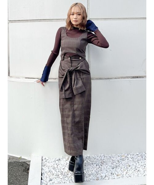 MURUA(ムルーア)の「【YUKKOコラボ】2WAYシャツライクジャンスカ(ジャンパースカート・レディース・グレー/ブラウン・1/2)」の15枚目の写真