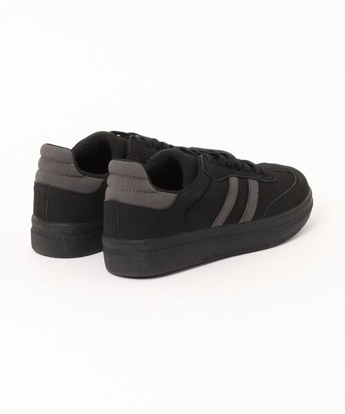 ８(eight)（エイト）の「2本ラインレトロスニーカー（スニーカー・メンズ・ブラック/グレー/カーキ・25.0cm/25.5cm/26.0cm/26.5cm/27.0cm/28.0cm）」の4枚目の写真