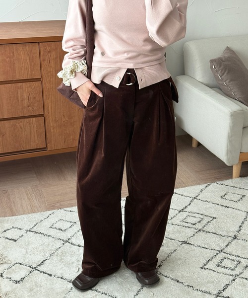 MUHET(ミュエータ)の「belted corduroy pants / ベルト付きコーデュロイパンツ(その他パンツ・レディース・ベージュ/ネイビー/ブラウン・SMALL/MEDIUM/LARGE)」の8枚目の写真
