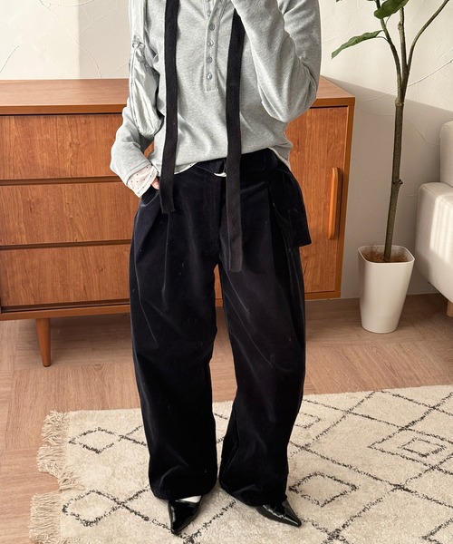 MUHET(ミュエータ)の「belted corduroy pants / ベルト付きコーデュロイパンツ(その他パンツ・レディース・ベージュ/ネイビー/ブラウン・SMALL/MEDIUM/LARGE)」の14枚目の写真