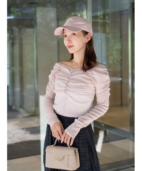 SNIDEL(スナイデル)の「ギャザーオフショルチュールトップス(Tシャツ/カットソー・レディース・ピンク/アイボリー/ブラック・F)」の8枚目の写真