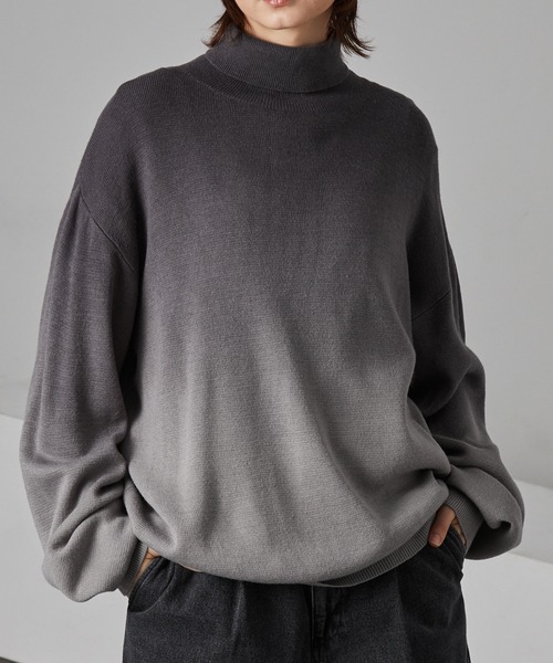 ミラノリブ バイカラーグラデーション オーバーサイズ タートルニット