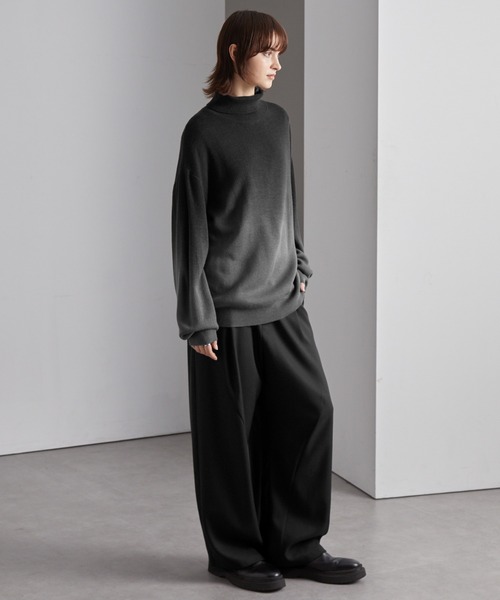 ミラノリブ バイカラーグラデーション オーバーサイズ タートルニット